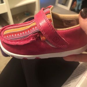 Twisted X toddler size 7 shoes never worn